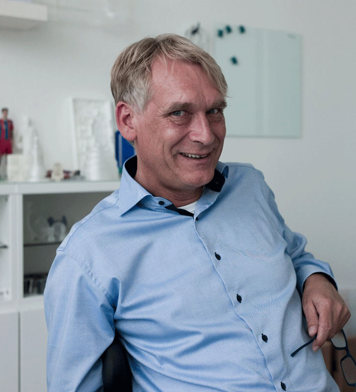 Einer der Ansprechpartner im Vertrieb der Creabis GmbH